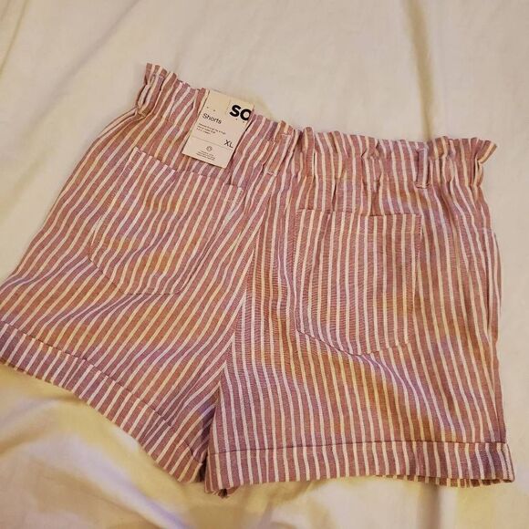 NWT S.O. Pink and white stripe shorts XL - Picture 9 of 9